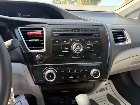 Used 2013 Honda Civic LX image 28
