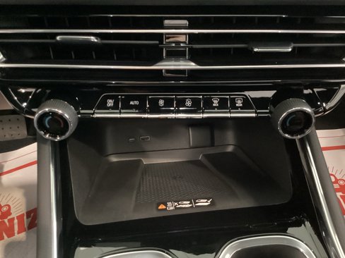 New 2026 Chevrolet Traverse RS image 23