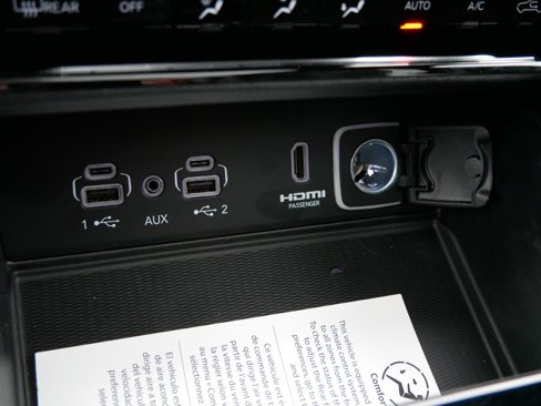 New 2025 Jeep Grand Cherokee Summit image 16