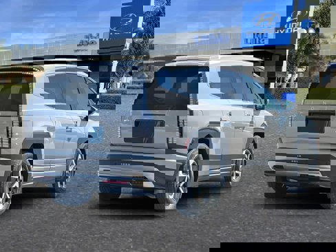 New 2026 Hyundai Ioniq 9 SE image 2