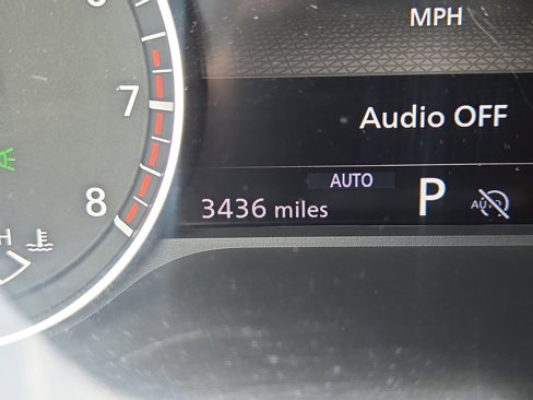 Used 2025 Nissan Pathfinder S image 19