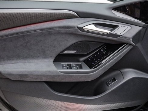 New 2025 Audi S6 e-tron Prestige image 22
