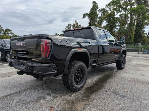 New 2026 GMC Sierra 2500 AT4X w/ AT4X AEV Edition image 4