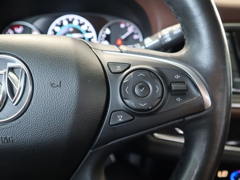 Used 2018 Buick Enclave Avenir w/ Avenir Technology Package image 12