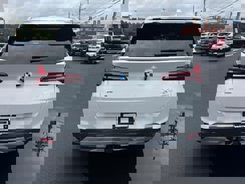 New 2026 BMW X3 xDrive30 w/ Premium Package image 6