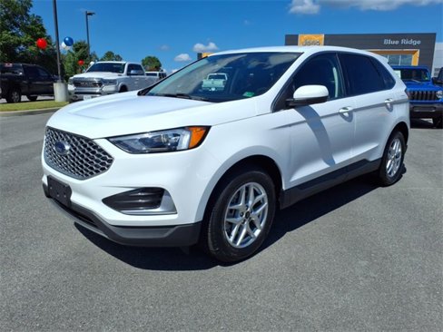 Used 2024 Ford Edge SEL image 8