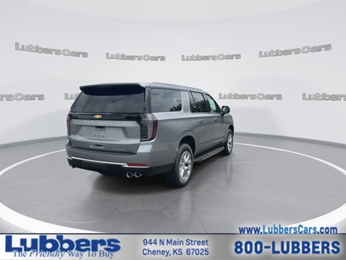 New 2025 Chevrolet Suburban Premier image 8