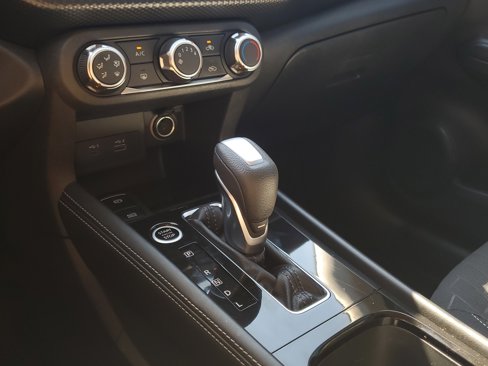 Certified 2024 Nissan Kicks SV w/ Interior Electronics Package image 27