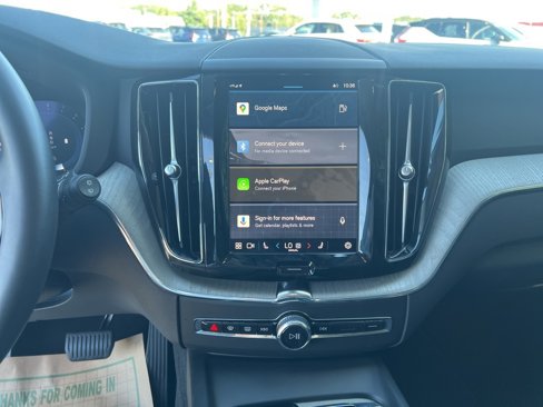 Certified 2025 Volvo XC60 B5 Plus image 20