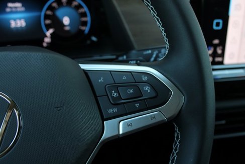 New 2026 Volkswagen Atlas SE image 17