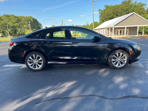 Used 2015 Chrysler 200 S image 8