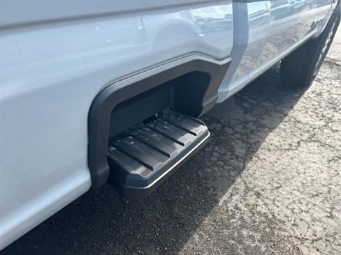 New 2025 Ford F250 XLT w/ 360-Degree Camera Package image 13