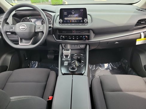 New 2026 Nissan Rogue S image 9