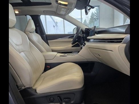 Used 2022 INFINITI QX60 Luxe image 23