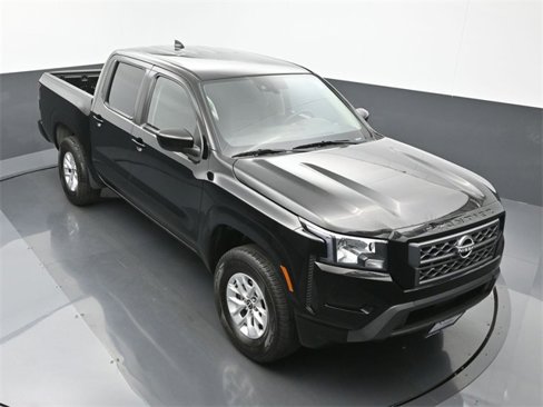Used 2024 Nissan Frontier SV image 19