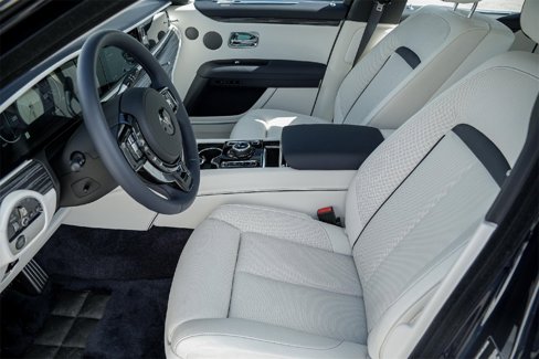 New 2025 Rolls-Royce Ghost image 22