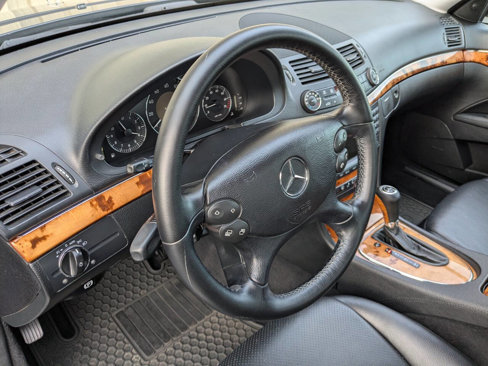 Used 2007 Mercedes-Benz E 350 image 10