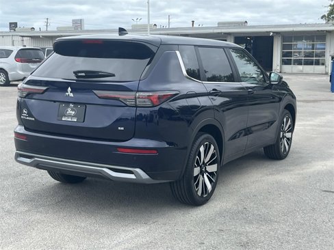 New 2025 Mitsubishi Outlander SE image 5