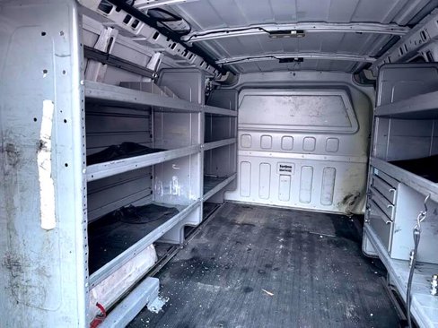 Used 2016 Chevrolet Express 2500 image 12