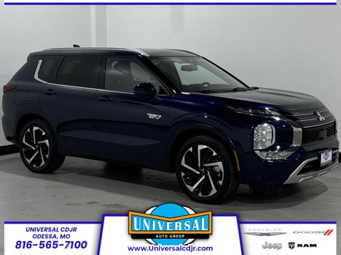 Used 2023 Mitsubishi Outlander SEL image 1