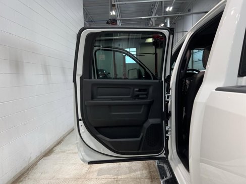 New 2024 RAM 2500 Tradesman w/ Towing Technology Group image 35