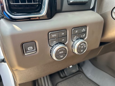 New 2026 GMC Sierra 1500 Denali image 13