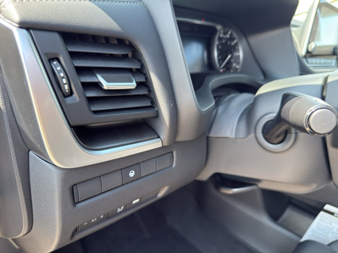 New 2026 Nissan Rogue SV w/ SV Premium Package image 14