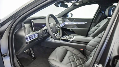 New 2026 BMW 740i w/ Premium Package image 22