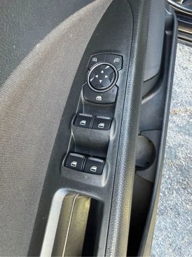 Used 2019 Ford Fusion SE image 10
