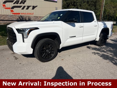 Used 2024 Toyota Tundra Limited image 1
