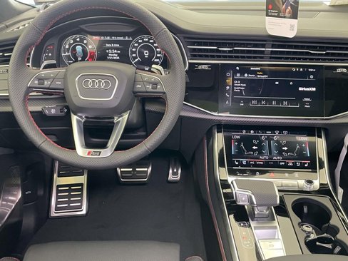 New 2025 Audi RS Q8 performance image 27