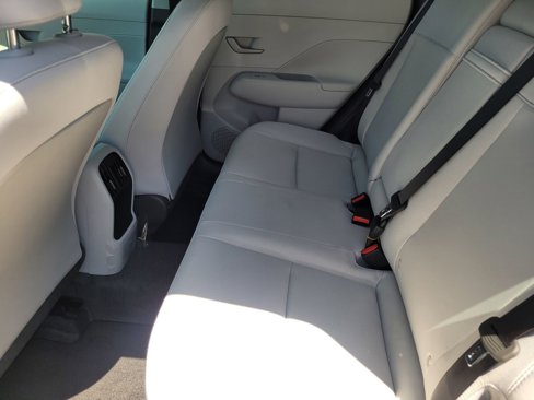 New 2025 Hyundai Kona SEL image 8