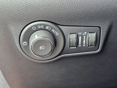 New 2026 Jeep Compass Latitude w/ Mopar All Weather Package image 18