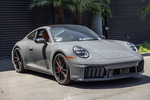 Certified 2025 Porsche 911 Carrera GTS image 6