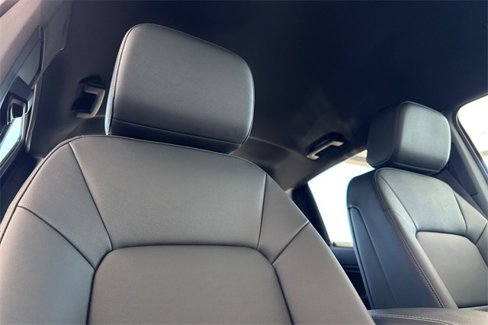 New 2025 GMC Canyon Elevation w/ Convenience Package image 18