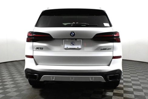 New 2026 BMW X5 xDrive40i w/ M Sport Package image 6