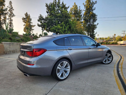 Used 2011 BMW 550i Gran Turismo image 9