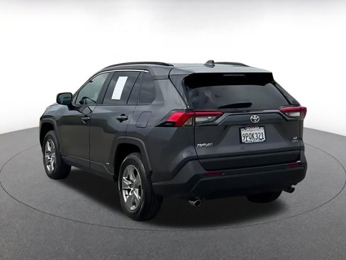 Used 2025 Toyota RAV4 LE image 11