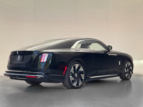New 2026 Rolls-Royce Spectre image 3