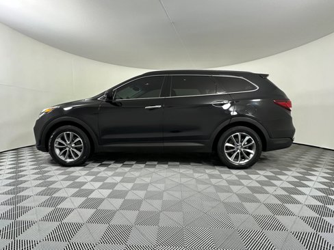 Used 2017 Hyundai Santa Fe SE image 13