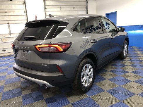 New 2025 Ford Escape Active image 4