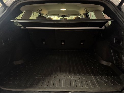 Used 2022 Subaru Outback Limited image 21