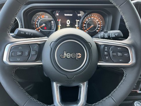 New 2025 Jeep Wrangler Sahara image 20