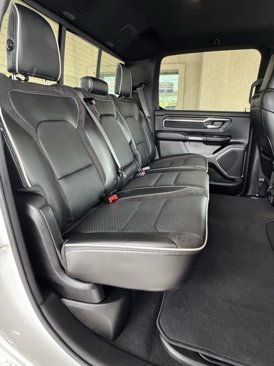Used 2025 RAM 1500 Laramie image 16