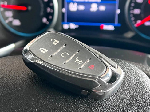 Used 2021 Chevrolet Equinox LT image 38