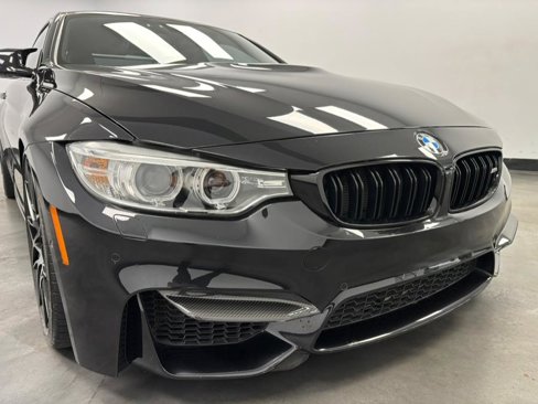 Used 2017 BMW M4 Competition image 15