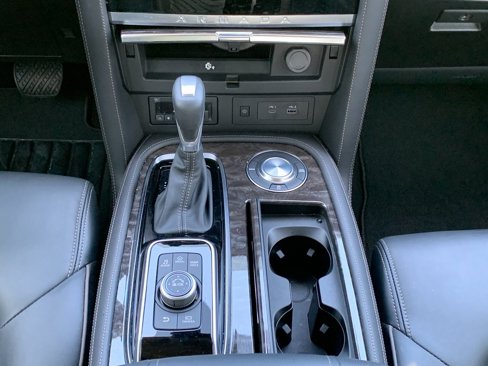 Used 2024 Nissan Armada Platinum w/ Captain's Chairs Package image 16