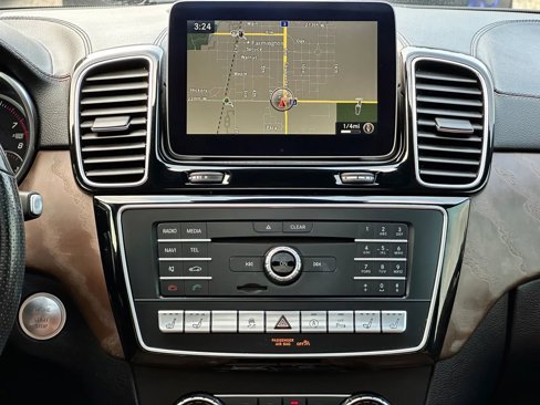 Used 2017 Mercedes-Benz GLE 43 AMG 4MATIC image 19