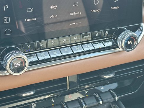 Certified 2024 GMC Canyon AT4 w/ AT4 Premium Package image 31