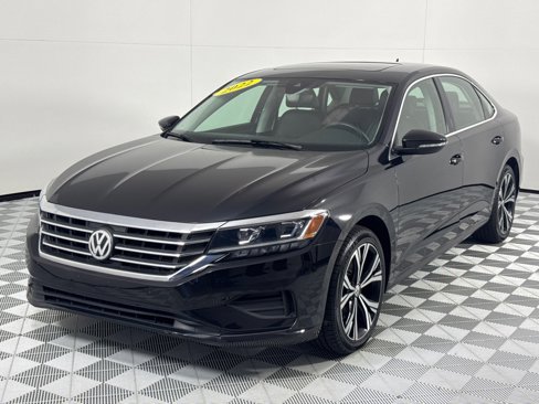Used 2022 Volkswagen Passat 2.0T SE image 11